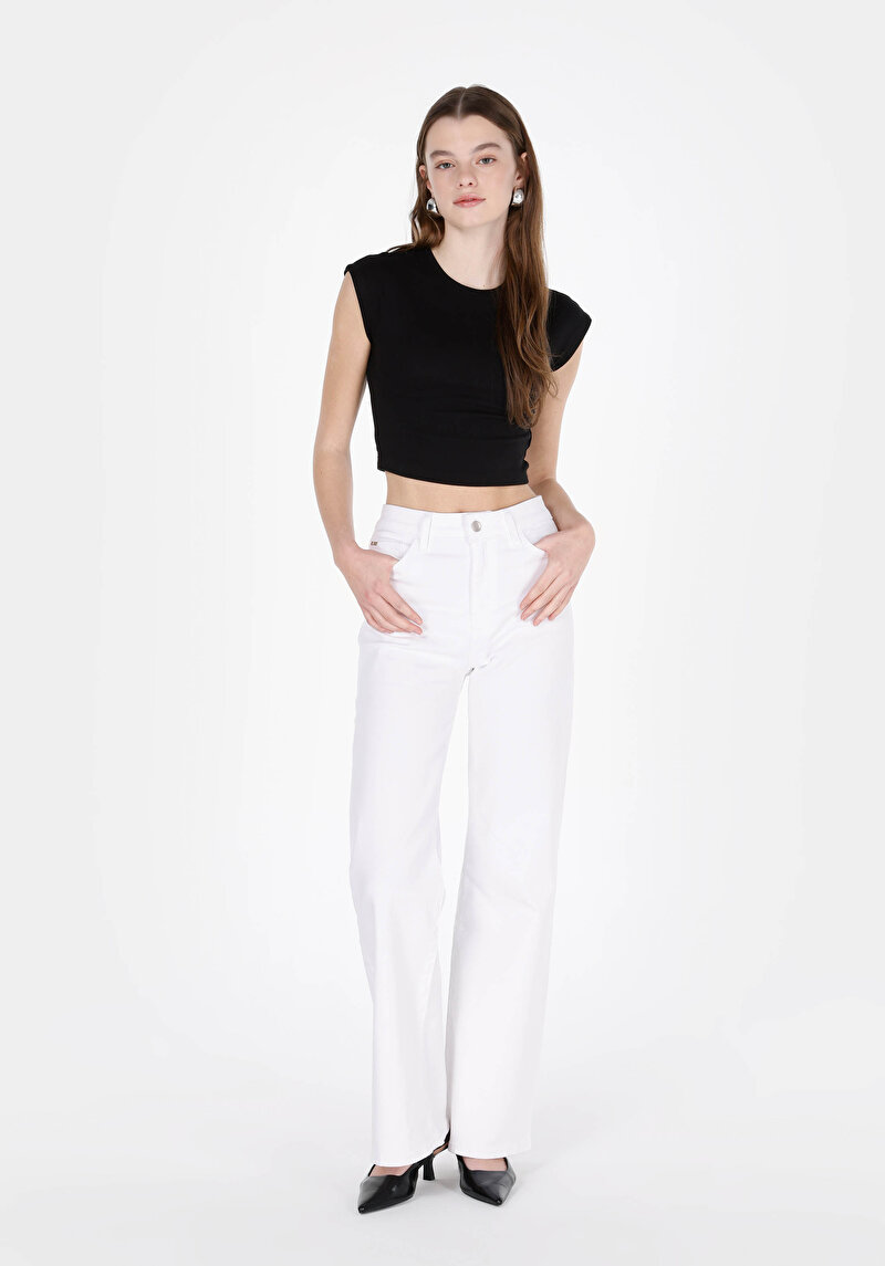 Regular Fit Yüksek Bel Geniş Paça Kadın Beyaz Jean Pantolon
