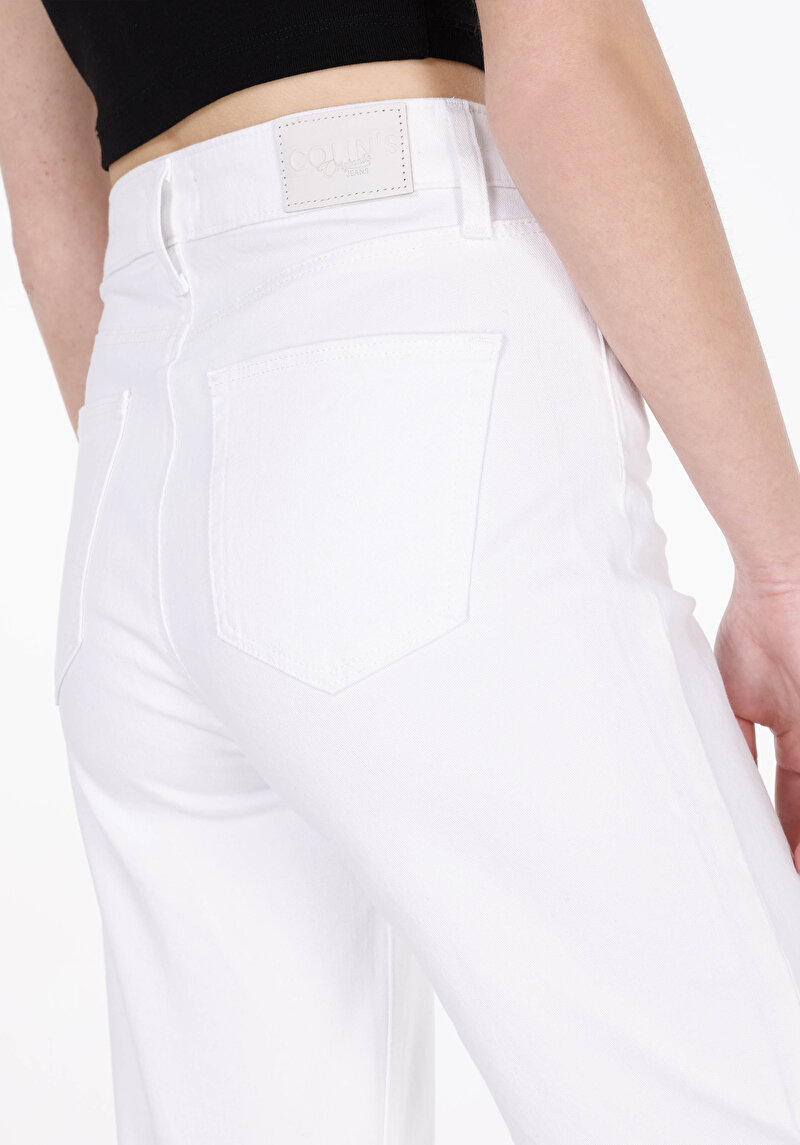 Regular Fit Yüksek Bel Geniş Paça Kadın Beyaz Jean Pantolon