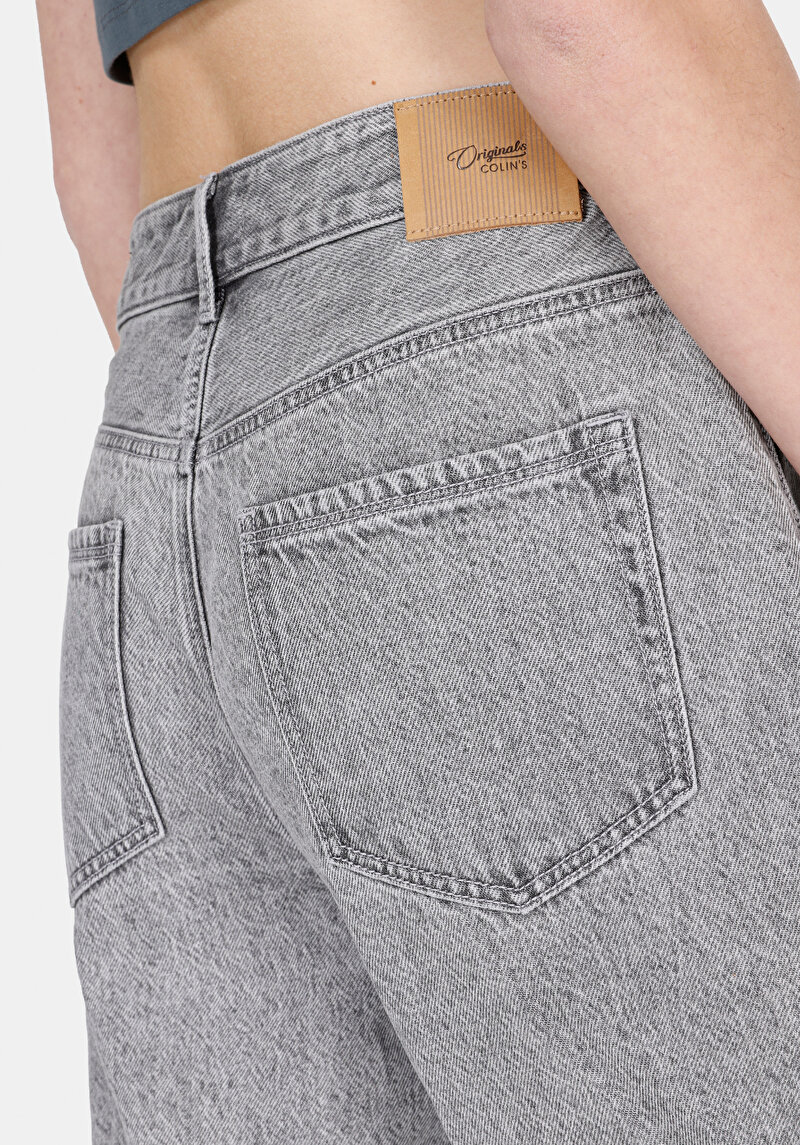 Barrel Fit Orta Bel Daralan Paça Kadın Koyu İndigo Jean Pantolon