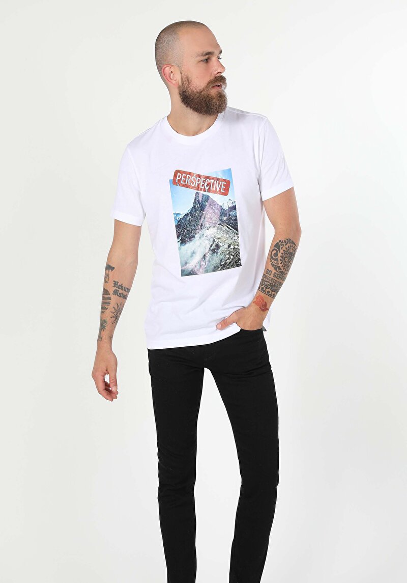 Regular Fit Yuvarlak Yaka Pamuklu Cepsiz Erkek Beyaz Kısa Kol Tişört