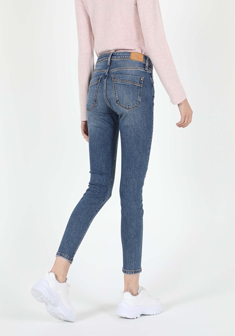 Super Slim Fit Orta Bel Dar Paça Kadın Denim Jean Pantolon