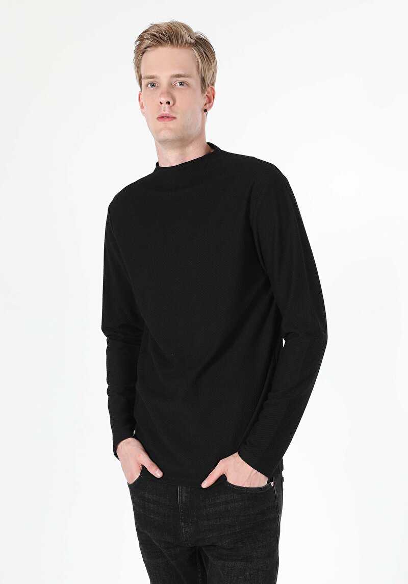 Regular Fit Yarım Balıkçı Yaka Düz Erkek Siyah Uzun Kol Tişört