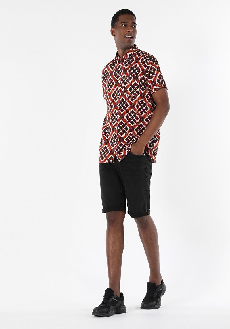 Regular Fit Shirt Neck Baskılı Erkek Kahverengi Kısa Kol Gömlek Cl1058051