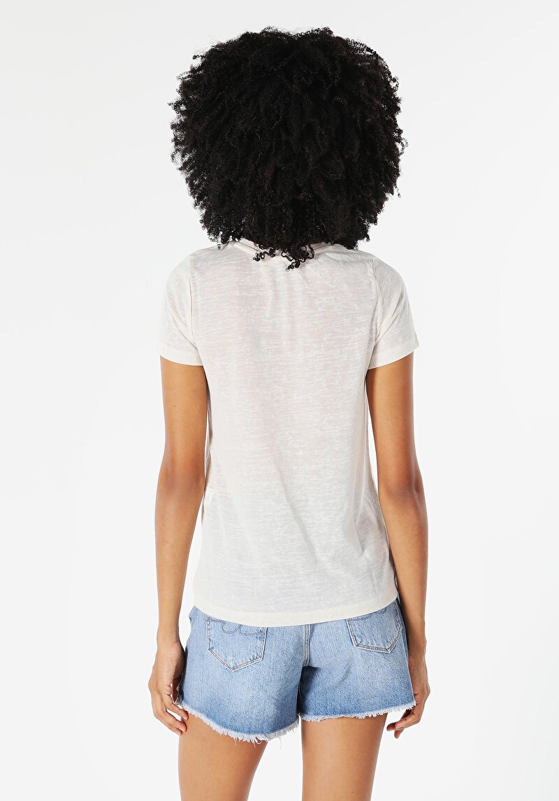 Regular Fit Yuvarlak Yaka Kadın Beyaz Kısa Kol Tişört