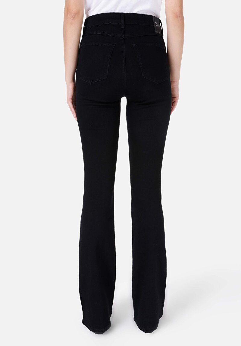 Slim Fit Orta Bel Bootcut Kadın Siyah Jean Pantolon