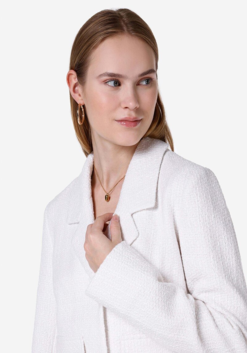 Slim Fit    Kadın Beyaz Ceket