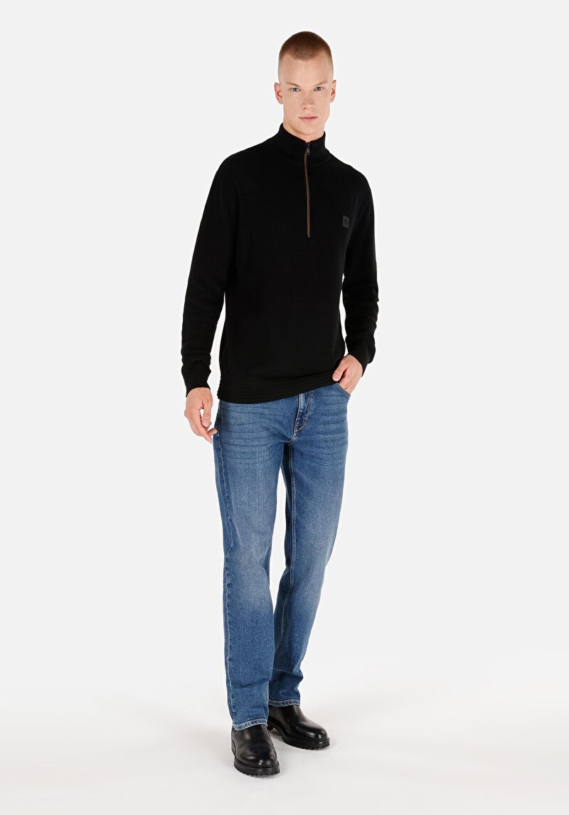 Regular Fit Dik Yaka Jakarlı Erkek Siyah Kazak