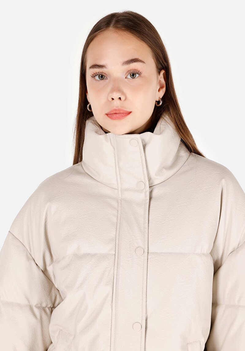 Regular Fit Dik Yaka Kadın Taş Mont Pu