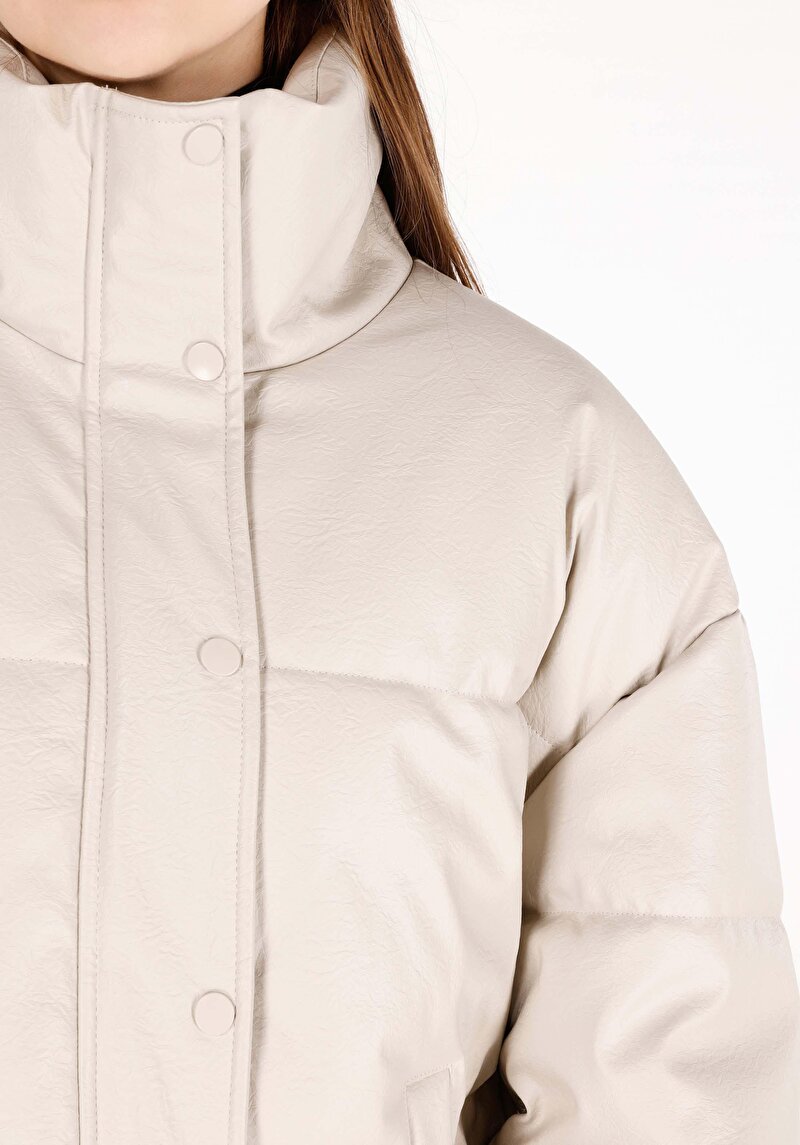 Regular Fit Dik Yaka Kadın Taş Mont Pu