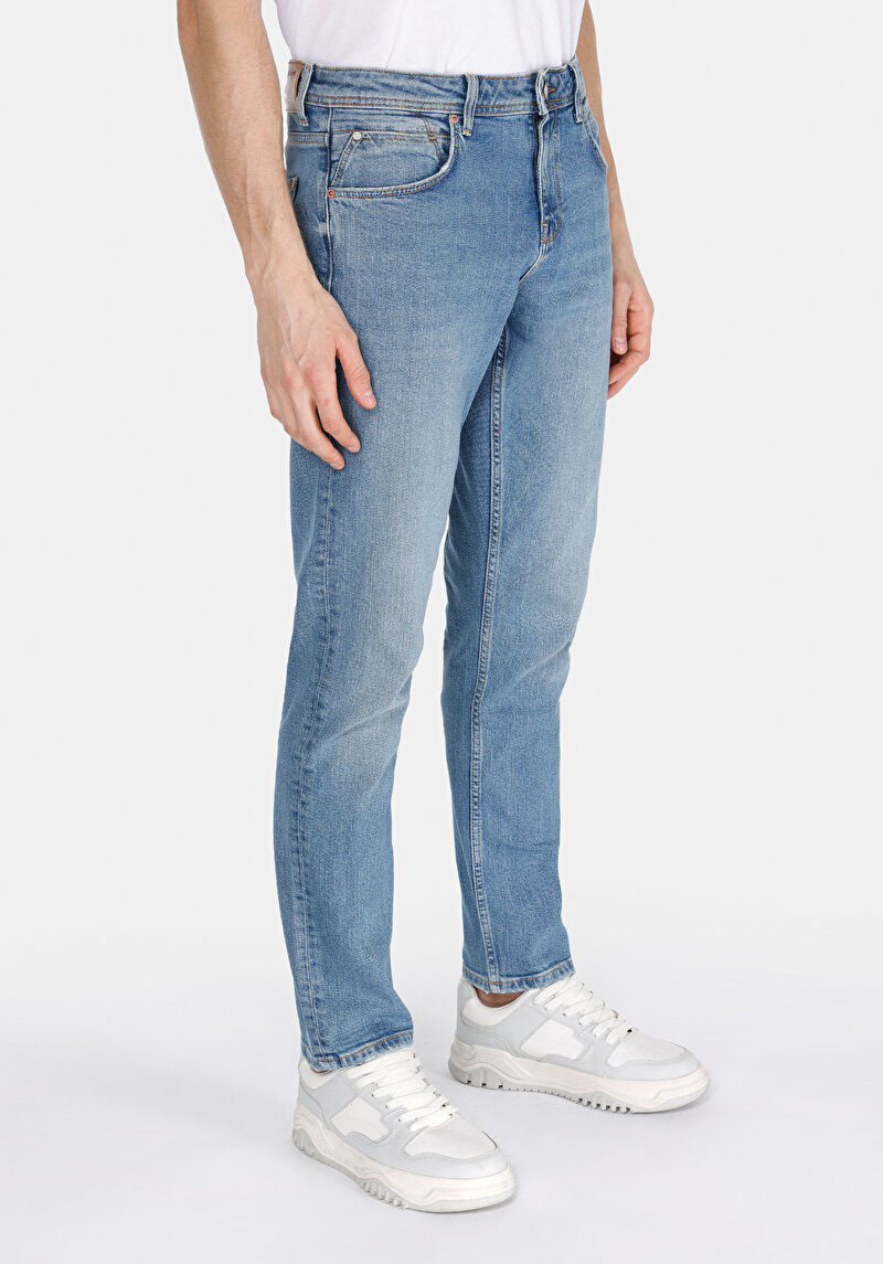 Straight Fit Düşük Bel Düz Paça Erkek Light İndigo Denim Jean Fermuarlı Pantolon