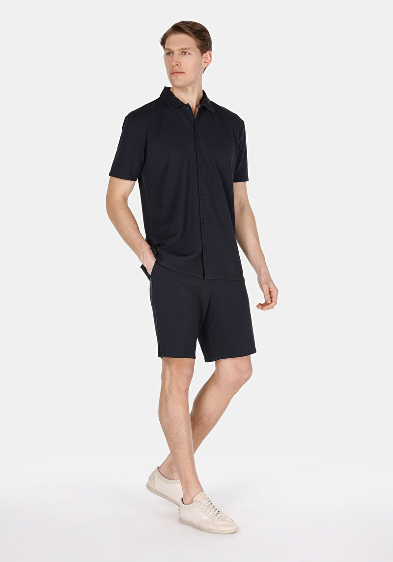 Regular Fit Orta Bel Düz Erkek Lacivert Şort