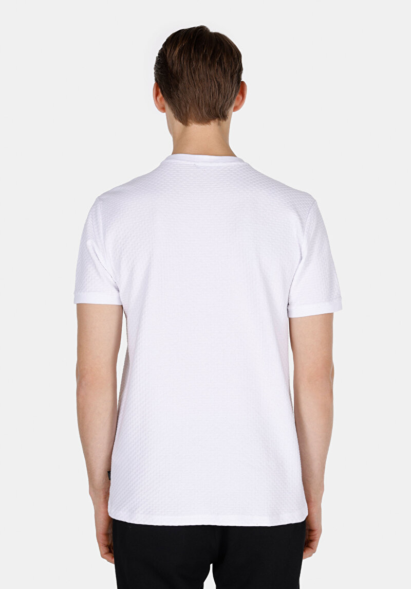 Regular Fit Yuvarlak Yaka Jakarlı Erkek Beyaz Kısa Kol Tişört