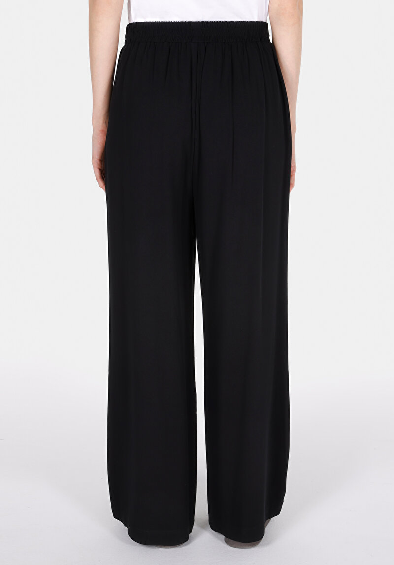 Straıght Fıt Düşük Bel Düz Paça Kadın Siyah Pantolon