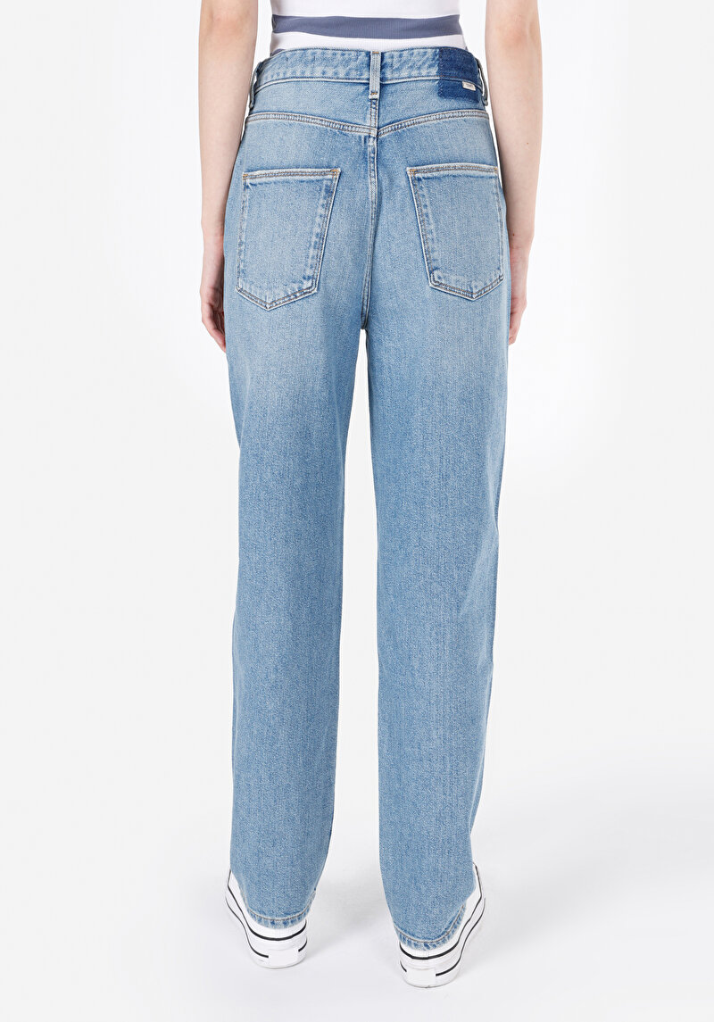 Straight Fit   Kadın İndigo Jean Pantolon
