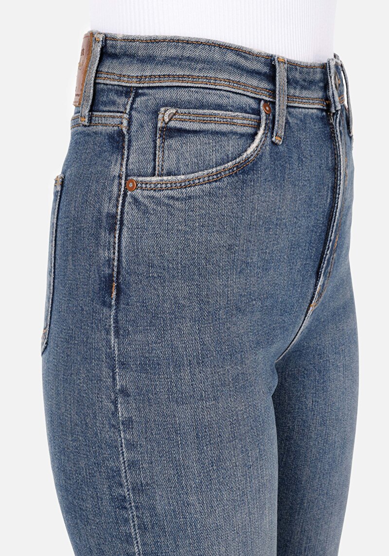 Regular Fit   Kadın Denim Jean Pantolon