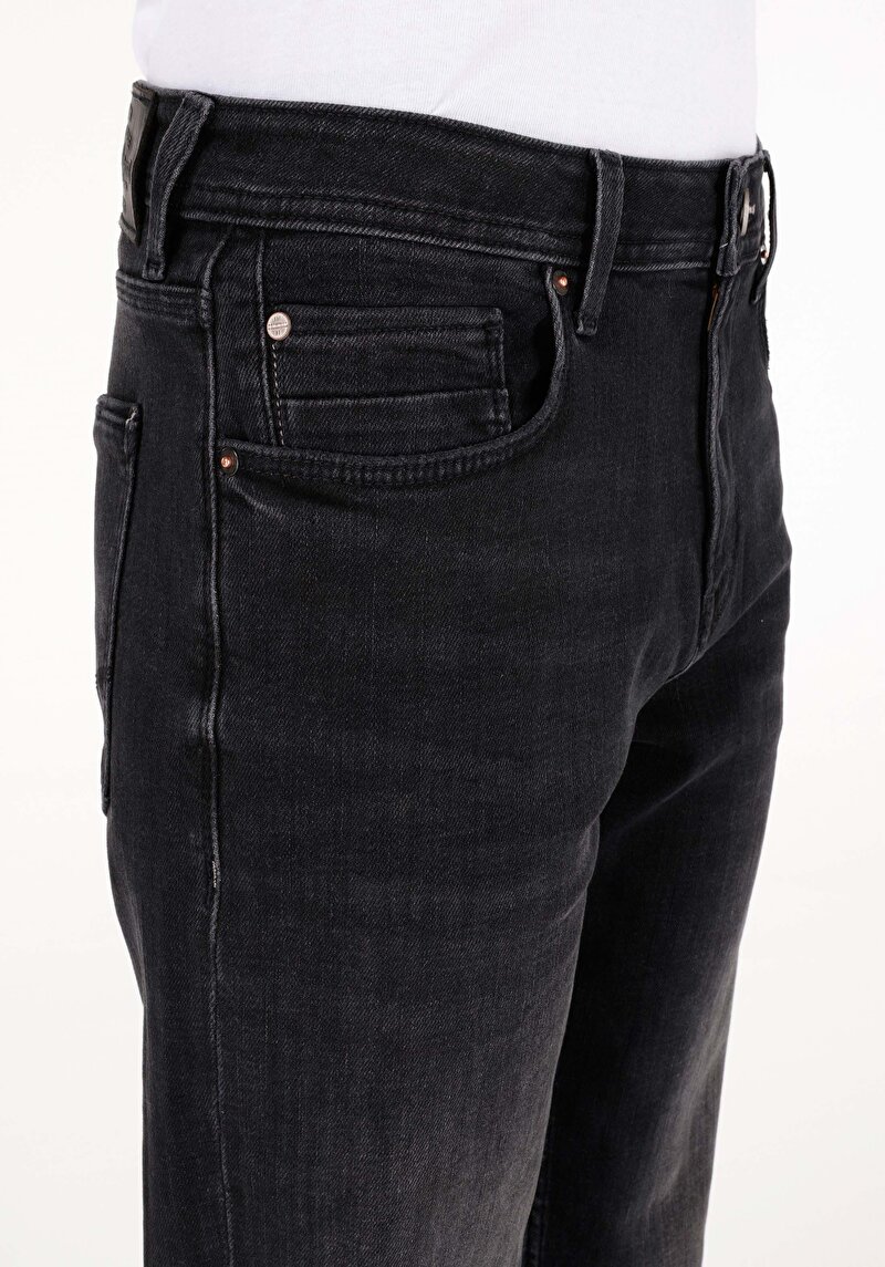 Regular Fit Orta Bel Düz Paça Erkek Siyah Jean Pantolon
