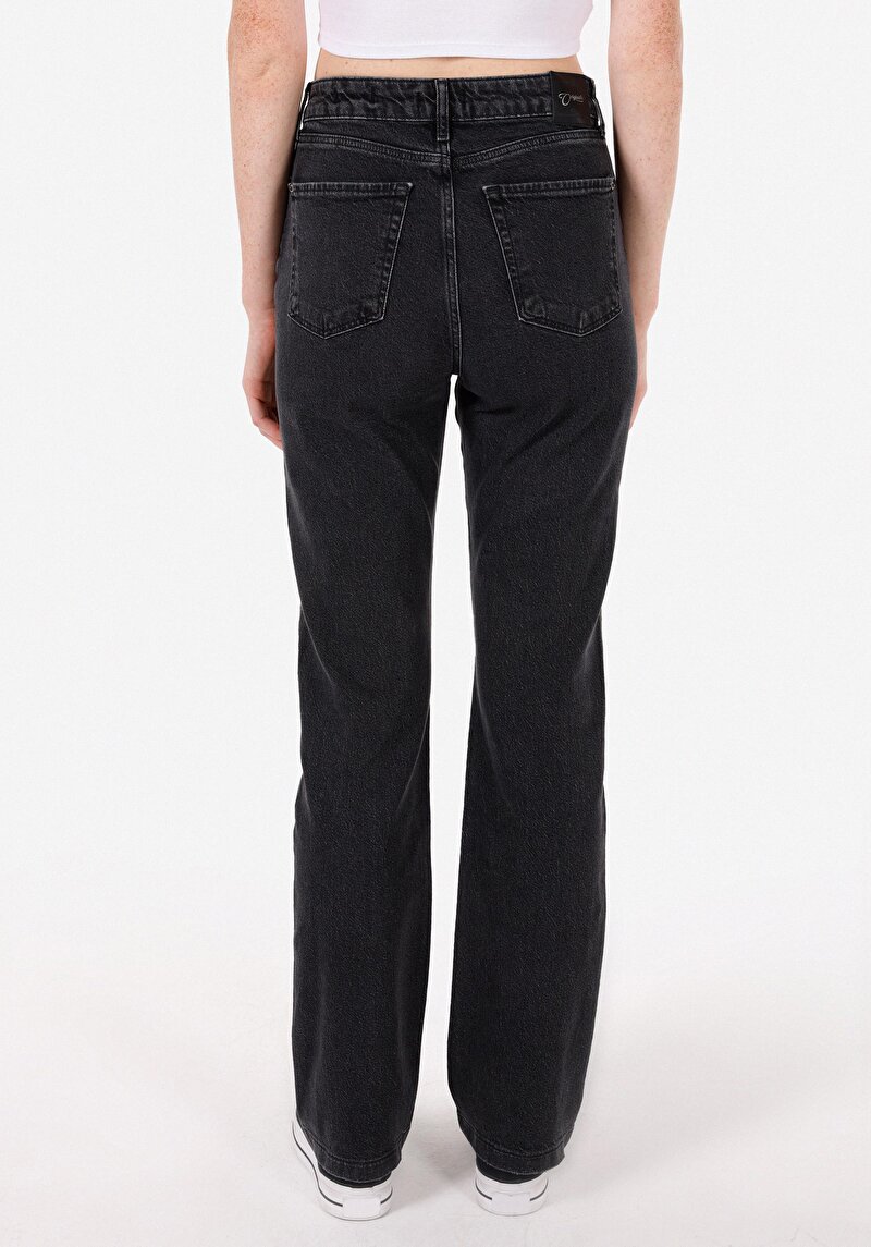 Regular Fit Orta Bel Slim Straight Leg Kadın Siyah Jean Pantolon
