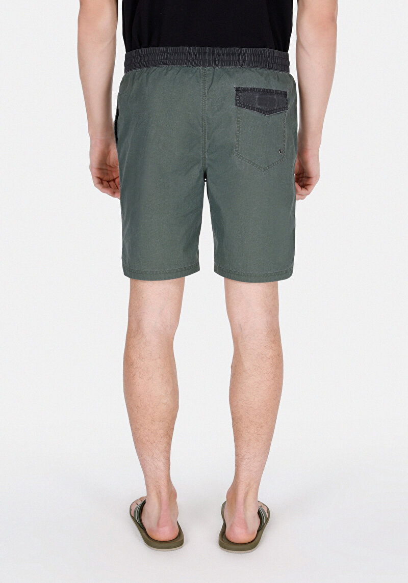 Slim Fit Düz Erkek Yeşil Deniz Şortu