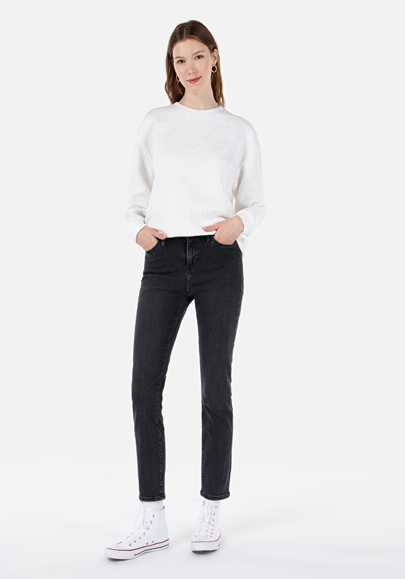 Slim Fit Kadın Siyah Jean Pantolon