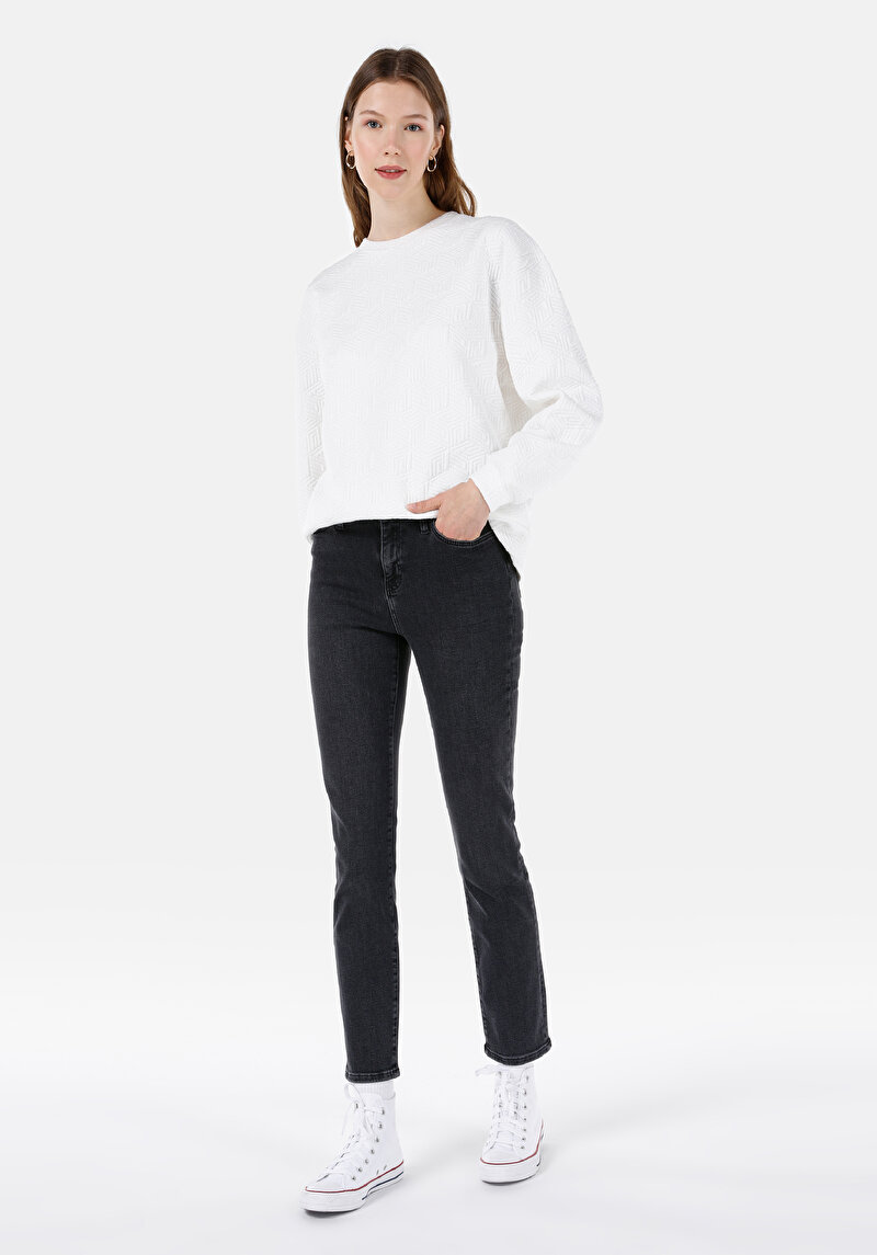 Slim Fit Kadın Siyah Jean Pantolon