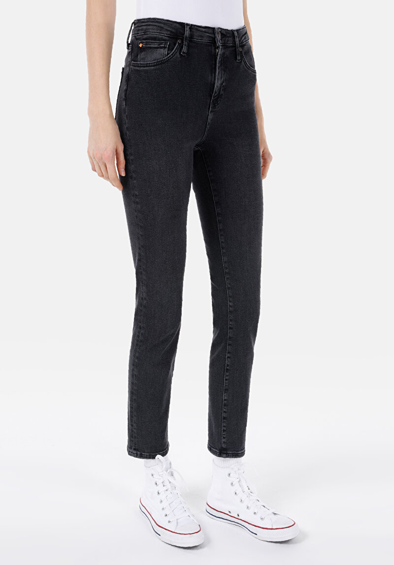 Slim Fit Kadın Siyah Jean Pantolon