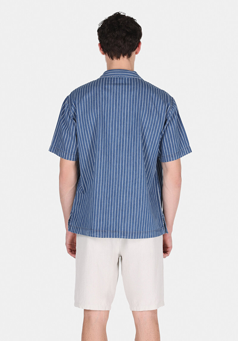 Oversize Fit Klasik Yaka Çizgili Erkek Mavi Kısa Kol Gömlek