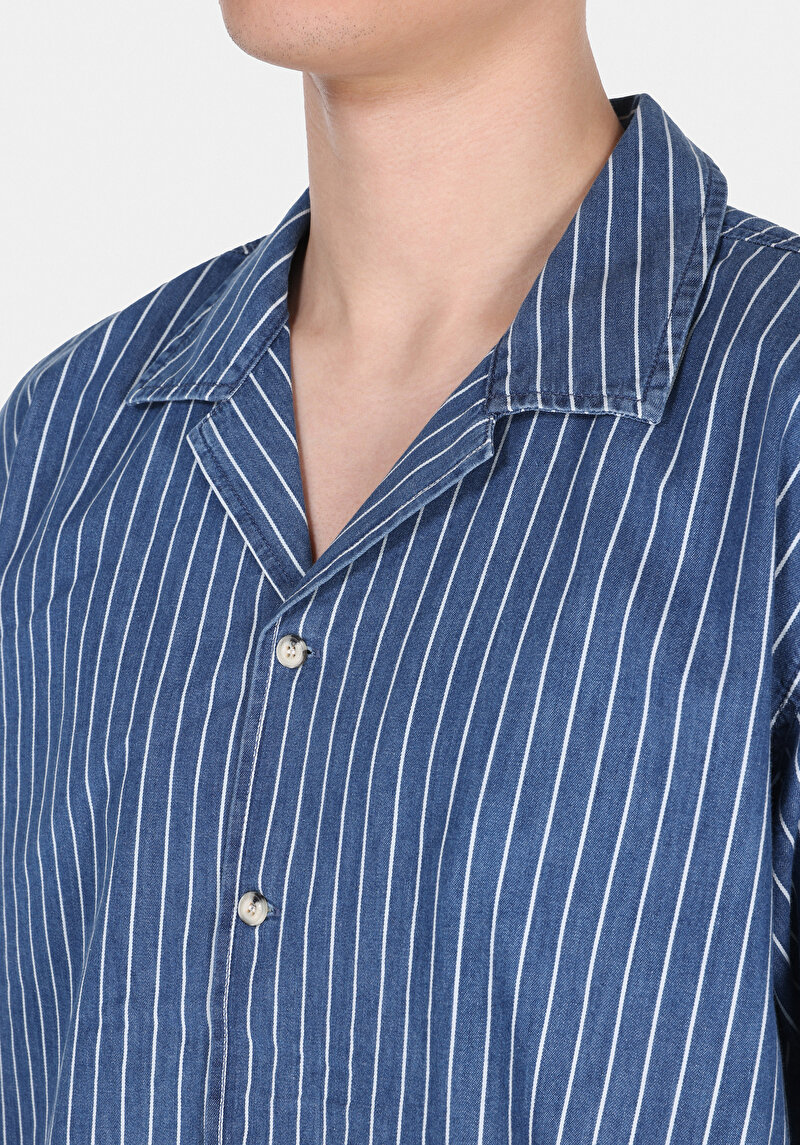 Oversize Fit Klasik Yaka Çizgili Erkek Mavi Kısa Kol Gömlek