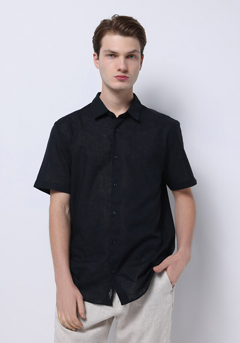 Regular Fit Shirt Neck Cepsiz Düz Erkek Siyah Kısa Kol Gömlek