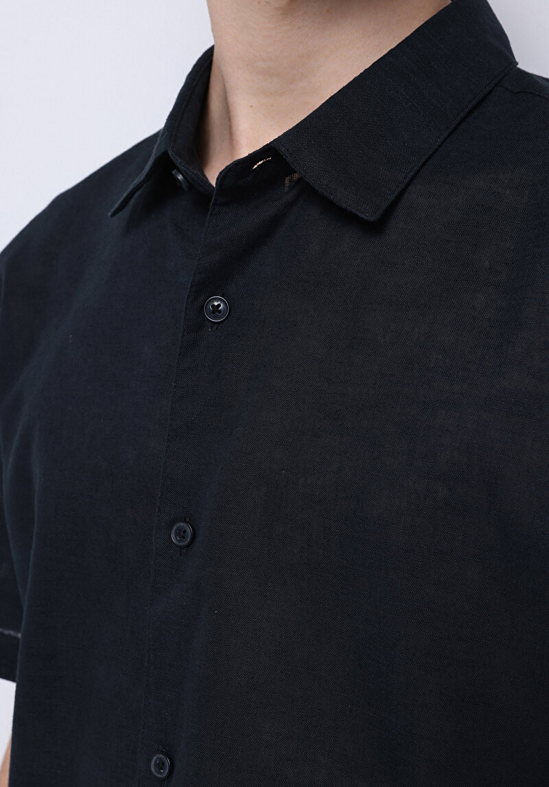 Regular Fit Shirt Neck Cepsiz Düz Erkek Siyah Kısa Kol Gömlek