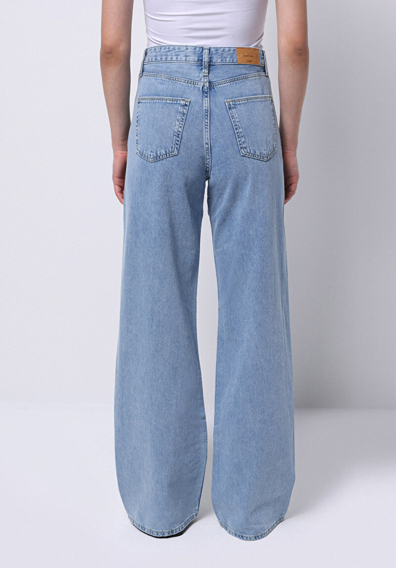 Regular Fit Kadın Pamuklu Light İndigo Denim Jean Pantolon