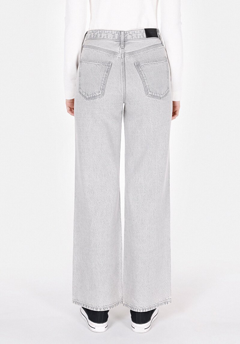 Regular Fit Yüksek Bel Geniş Paça Kadın Gri Jean Pantolon