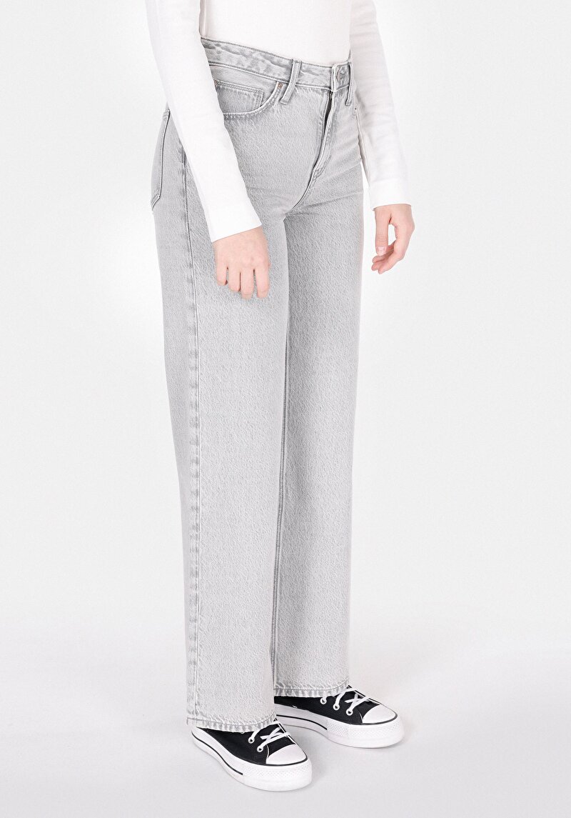 Regular Fit Yüksek Bel Geniş Paça Kadın Gri Jean Pantolon