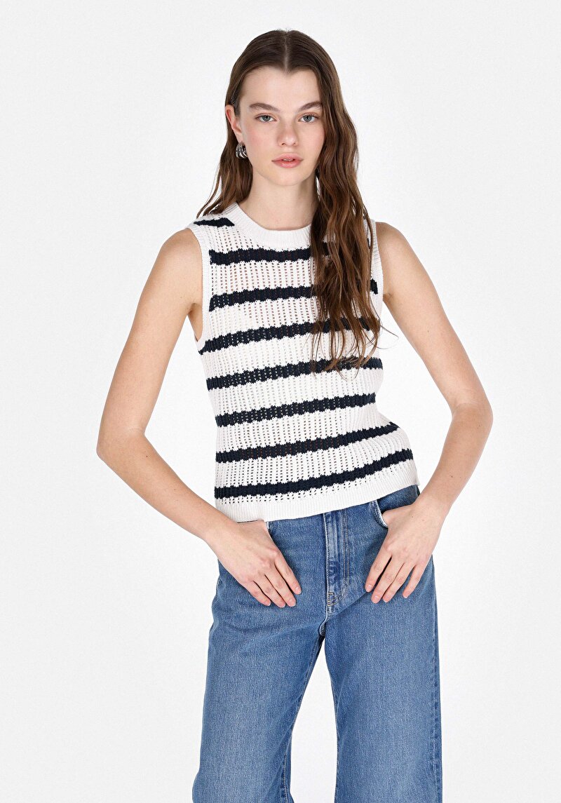 Slim Fit   Kadın Beyaz  Kazak