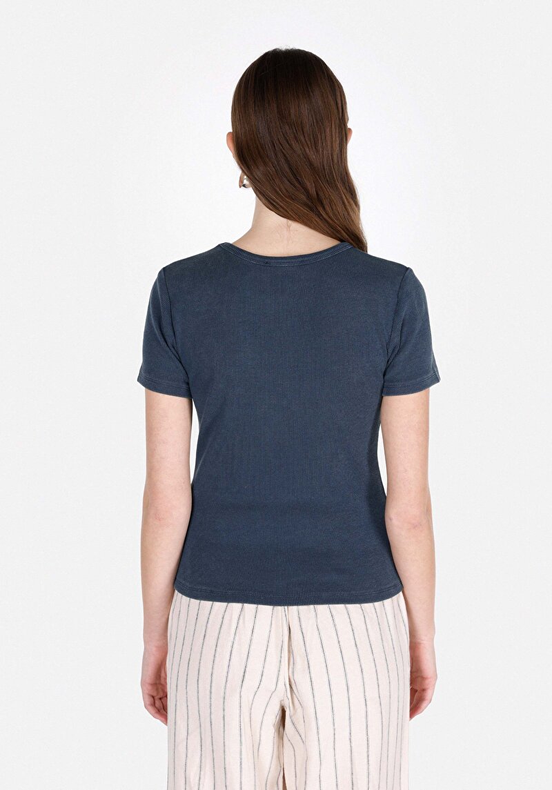 Slim Fit Kadın Mavi Kısa Kol Tişört