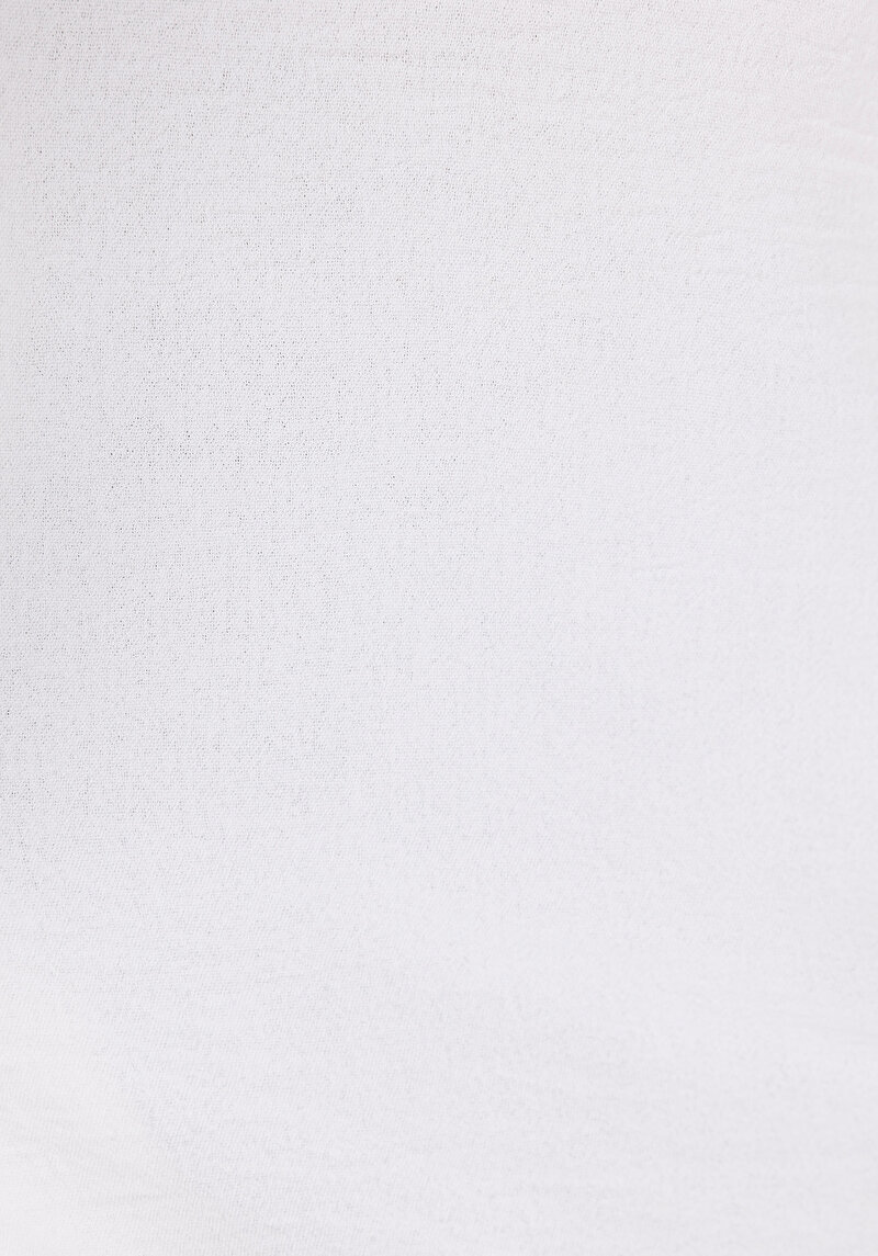 Regular Fit V Yaka Düz Kadın Beyaz Kısa Kol Gömlek