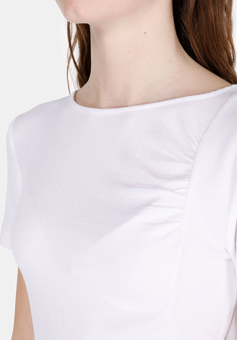 Slim Fit Kadın Beyaz Kısa Kol Tişört