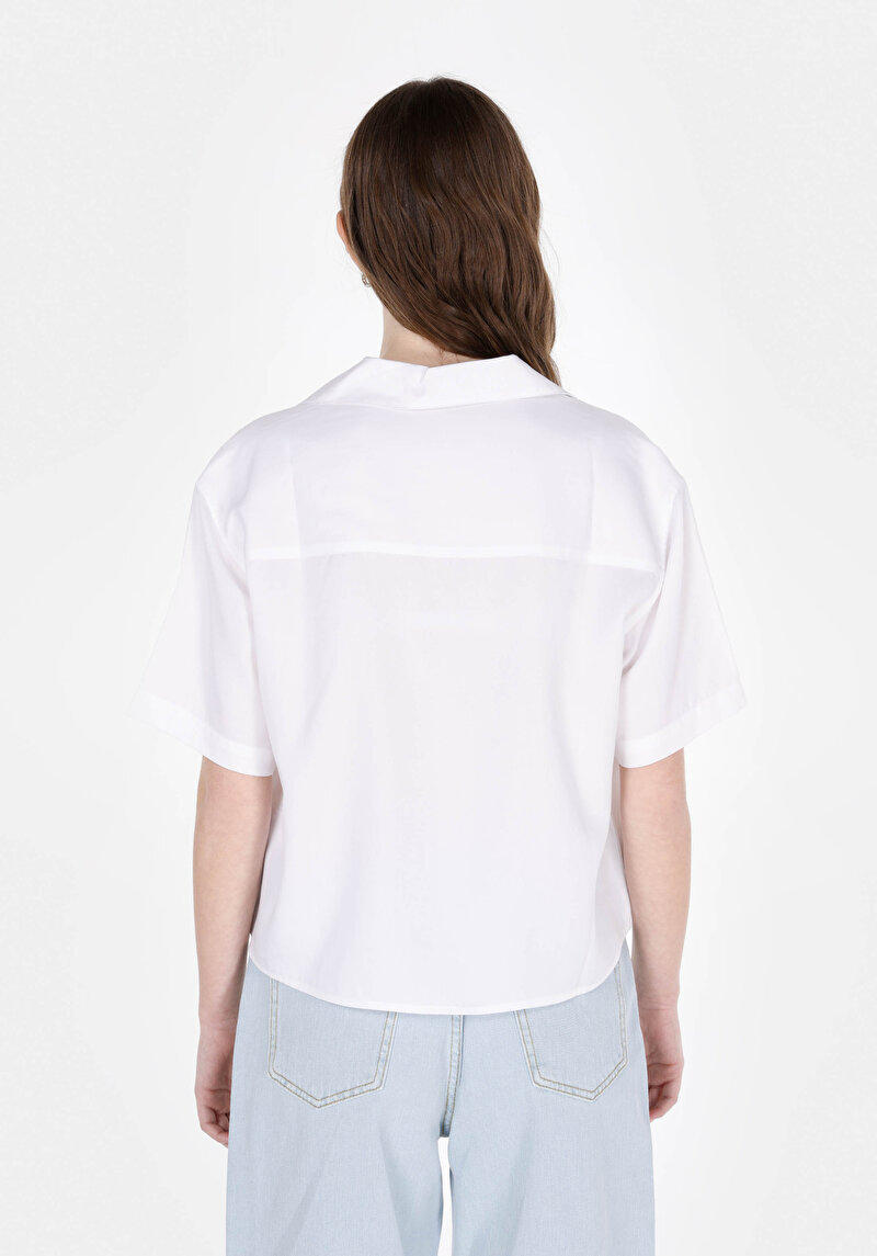 Regular Fit Shirt Neck Düz Kadın Beyaz Kısa Kol Gömlek