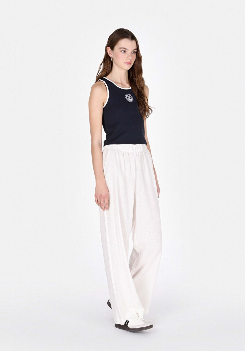 Regular Fit Yüksel Bel Geniş Paça Kadın Beyaz Pantolon