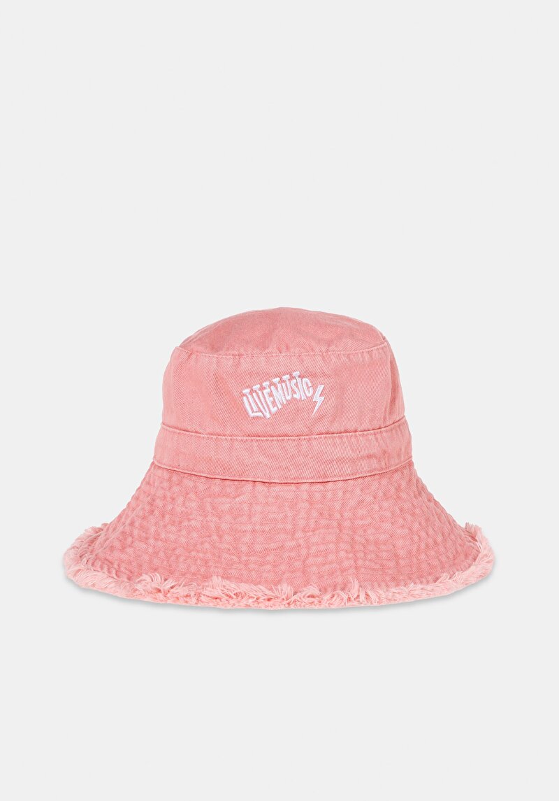 Kadın  Pembe Şapka