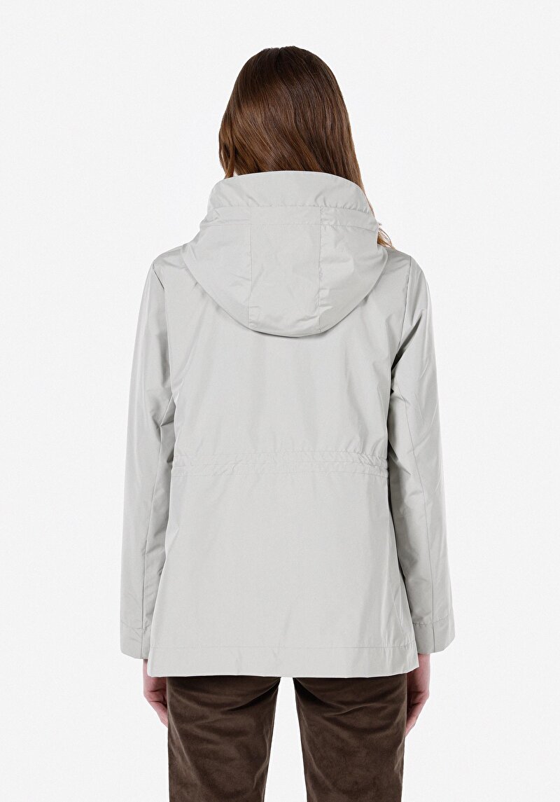 Regular Fit Düz Astarlı Çıtçıtlı Su Geçirmez Kadın Yeşil Yağmurluk