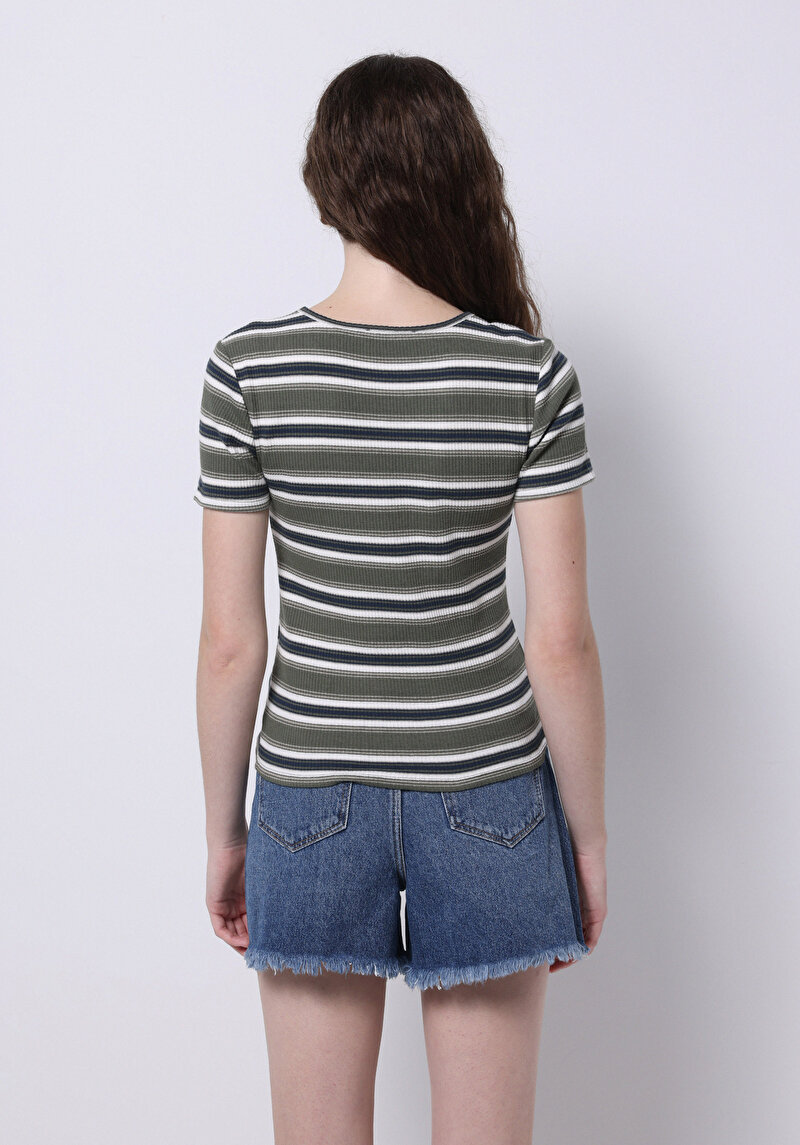 Slim Fit Yuvarlak Yaka Çizgili Kadın Yeşil Kısa Kol Tişört