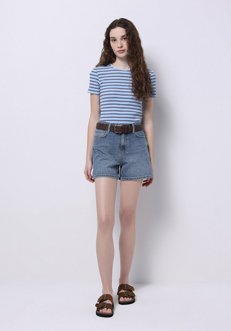 Slim Fit Yuvarlak Yaka Çizgili Kadın Mavi Kısa Kol Tişört