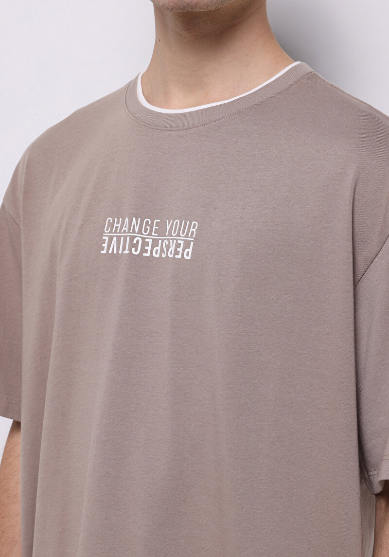 Oversize Fit Yuvarlak Yaka Düz Erkek Bej Baskılı Kısa Kol Tişört