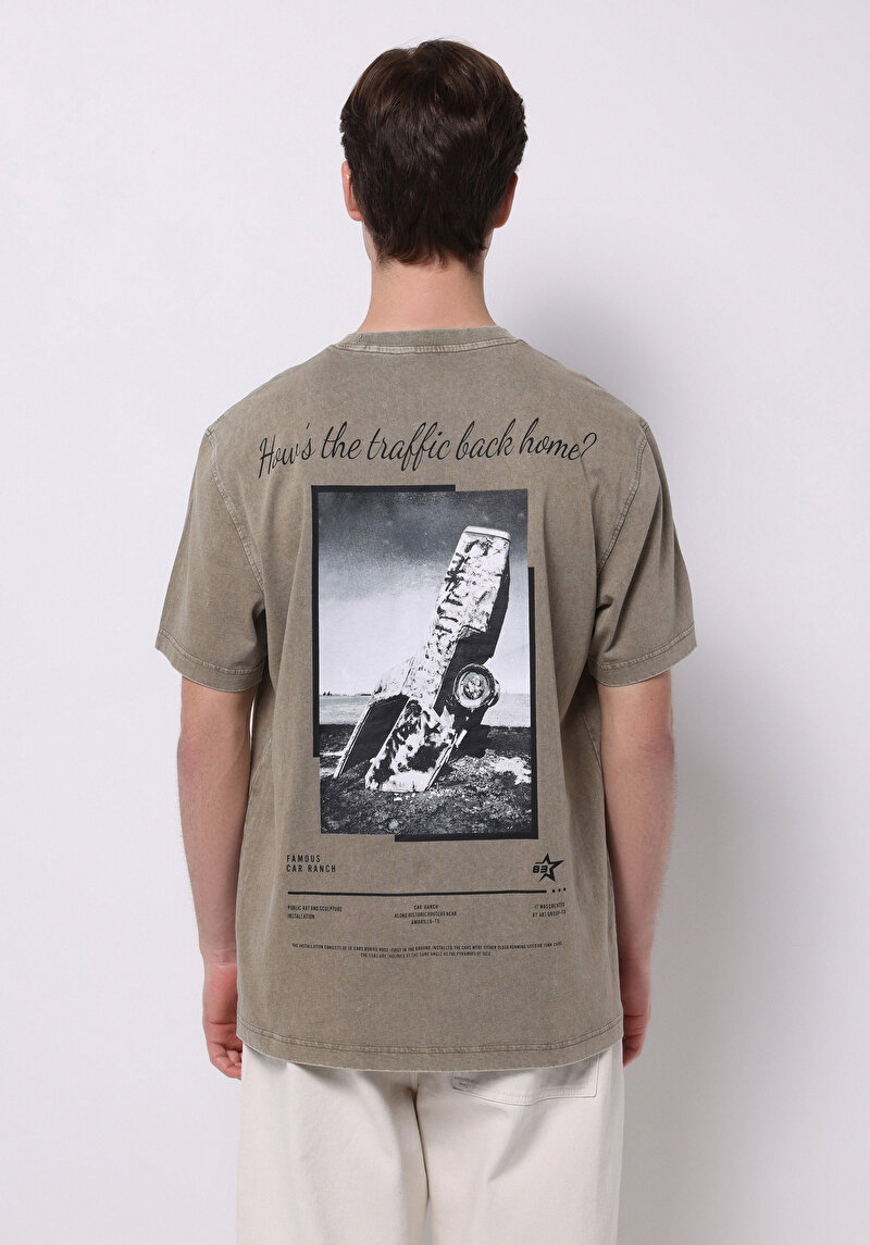 Comfort Fit Yuvarlak Yaka Düz Erkek Bej Kısa Kol Tişört