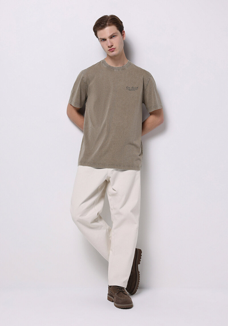 Comfort Fit Yuvarlak Yaka Düz Erkek Bej Kısa Kol Tişört