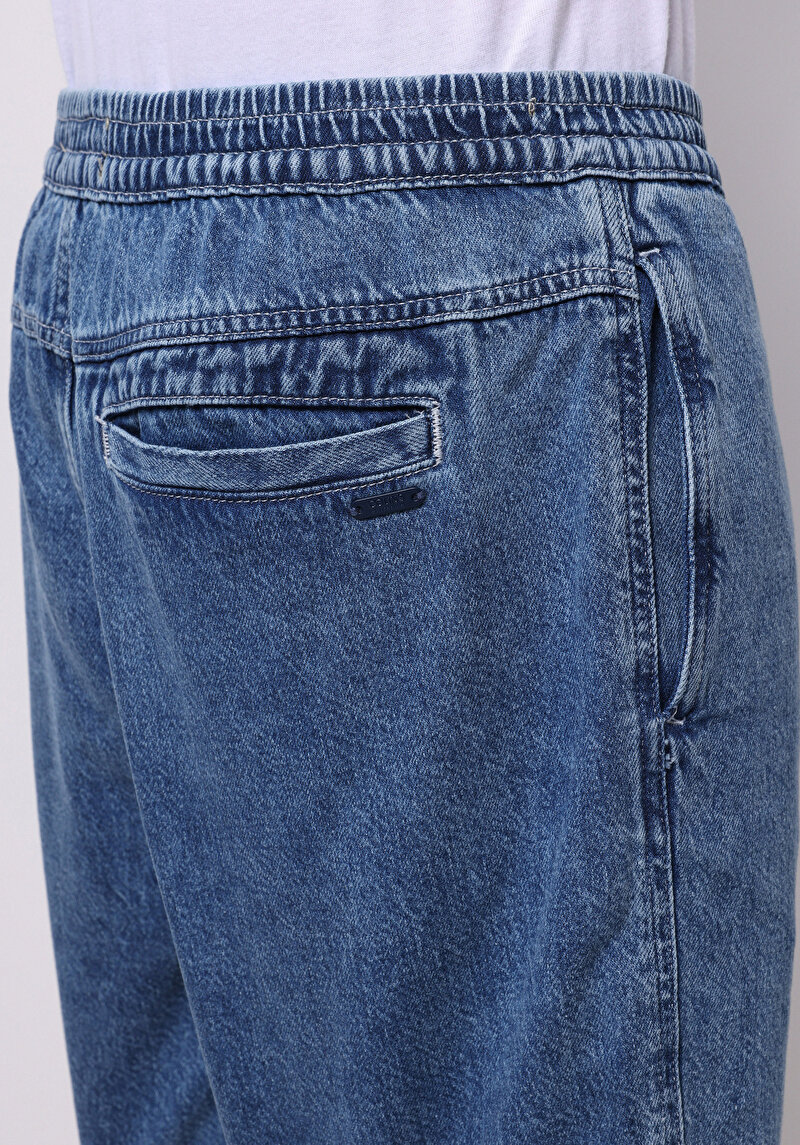 Regular Fit Orta Bel Düz Erkek İndigo Jean Şort