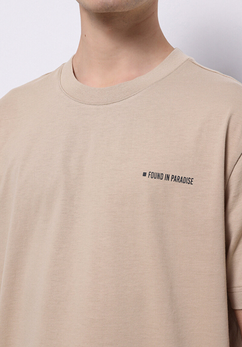 Comfort Fit Yuvarlak Yaka Düz Erkek Bej Kısa Kol Tişört