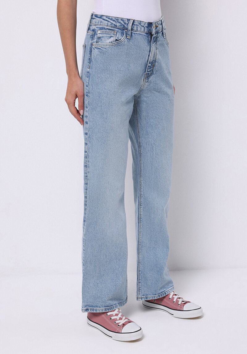 Regular Fit Orta Bel Geniş Paça Kadın İndigo Jean Pantolon