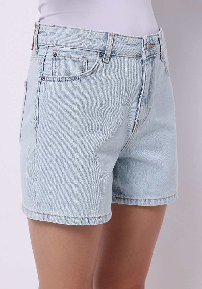 Mom Fit Yüksek Bel Düz Kadın İndigo Jean Şort