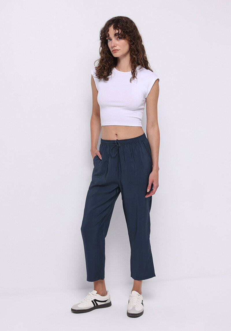 Regular Fit Yüksel Bel Düz Paça Kadın Lacivert  Pantolon